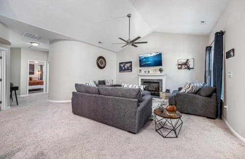 Cary Apartamento | Cozy Industrial Kildaire Farms Home- near Downtown