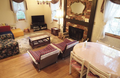 Yumoto Casa | Cozy Inn Antique