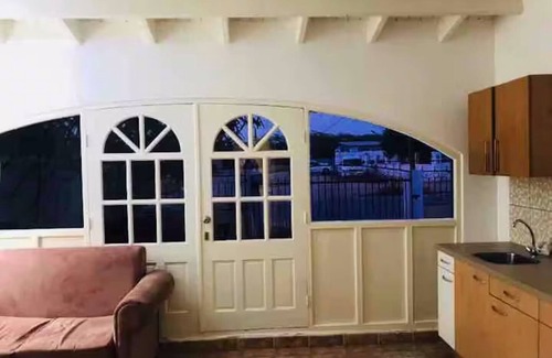Oranjestad Apartamento | Cozy Island Studio Near Airport – Your Peaceful space in Aruba