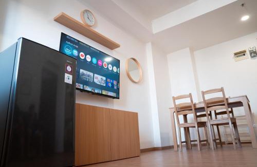 Bandung Kulon Apartamento | Cozy Japanese Muji Style 2Bedroom up to 7 people