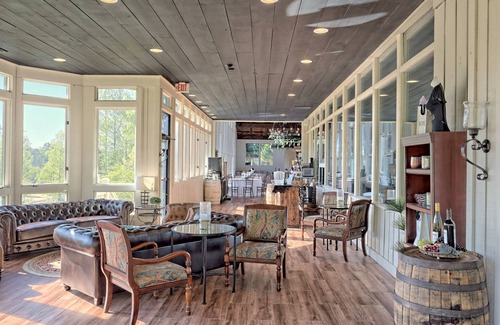 Clayton Condominio | Cozy King Room in Clayton with Mountain Views and Communal Pool