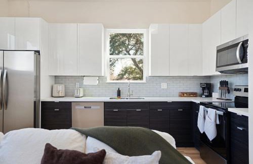 Greater East End Casa | Cozy King Suite in Houston TX
