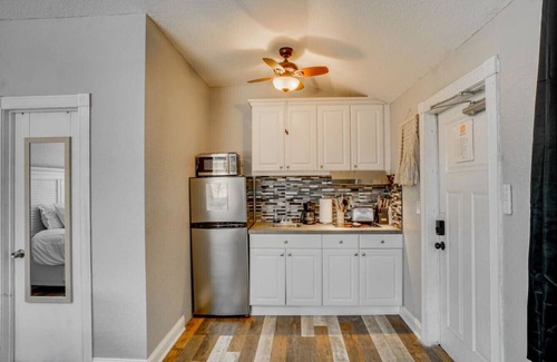 Vero Beach Casa | Cozy King Suite | Sebastian 2mi to Wabasso Beach