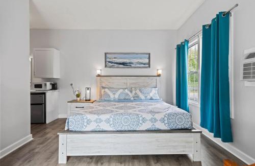 Old Orchard Beach Apartamento | Cozy King Suite Steps to the Beach (441)