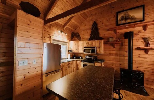 Mindoro Cabina | Cozy Krueger Cabin @ Highest Elevation in CTY