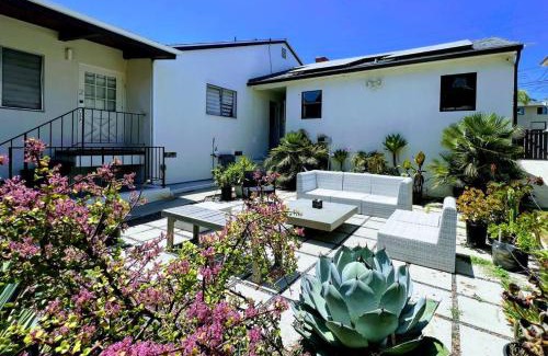 Ladera Heights Casa | Cozy LA Studio Steps from SoFi and LAX - SH3 - LAD