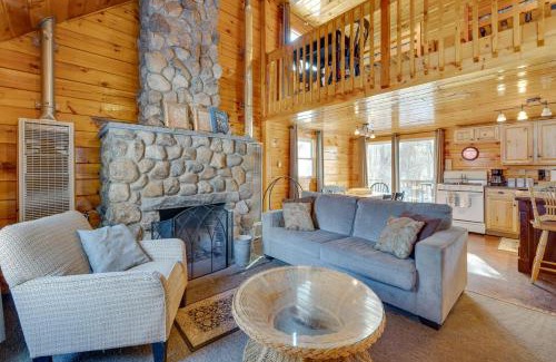 Weirs Beach Casa | Cozy Laconia Cabin, Close to Winnipesaukee Pier!