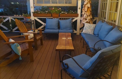 South Laguna Casa | Cozy Laguna Beach Cottage with ocean views from the spacious deck.