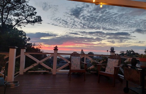 South Laguna Casa | Cozy Laguna Beach Cottage with ocean views from the spacious deck.