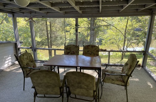 Foster Casa | Cozy Lake House: Ark Encounter, Kincaid Lake, KY- Fishing, Scenic Get-Away
