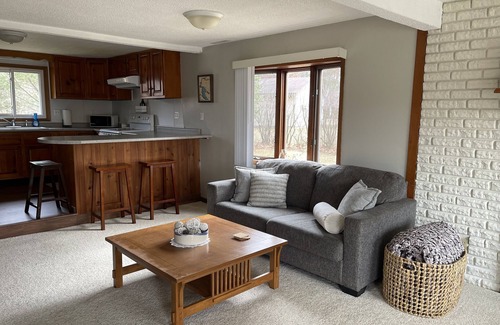 Chippewa Falls Casa | Cozy lakefront cabin on Lake Wissota/Yellow River with dock and beautiful views!
