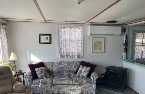 Fair Haven Cabaña | Cozy Lakefront Getaway