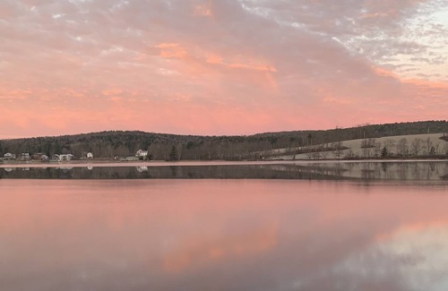 Wells Cabina | Cozy lakefront getaway in the beautiful Green Mountains