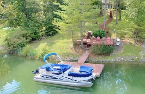 Athens Casa | Cozy Lakefront Home in Athens