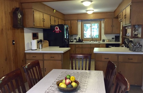 Hawley Casa | Cozy Lakefront Retiro Poconos en una comunidad privada