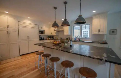New London Casa | Cozy lakefront property on Sunapee Lake!