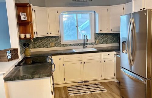 Spirit Lake Casa | Cozy Lakeside Retreat with Beach Access, Scenic Views & Endless Amenities