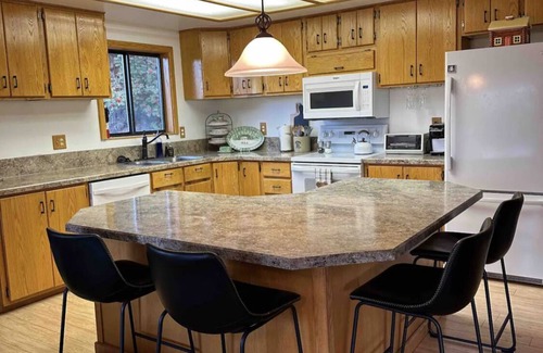 Irwin Cabina | Cozy Lakeview Cabin outside Jackson Hole Pallisades Reservoir