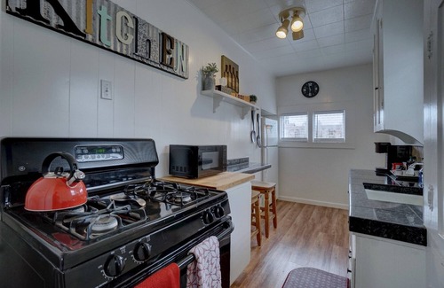 Lodi Cabaña | Cozy little cottage W/ private yard in town