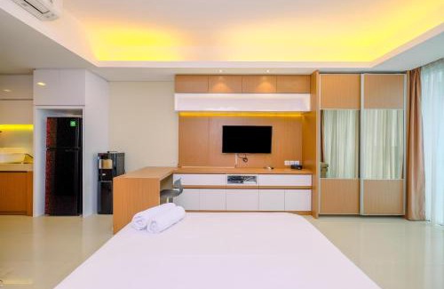 Bangka Apartamento | Cozy Living and Spacious Studio at 28th Floor Kemang Village Apartment By Travelio