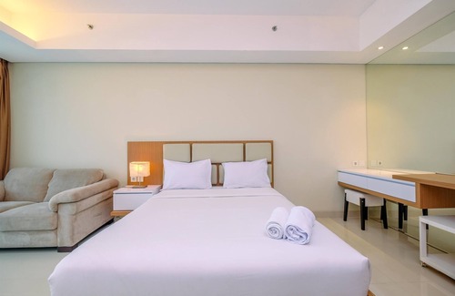 Bangka Apartamento | Cozy Living And Spacious Studio At 28Th Floor Kemang Village Apartment