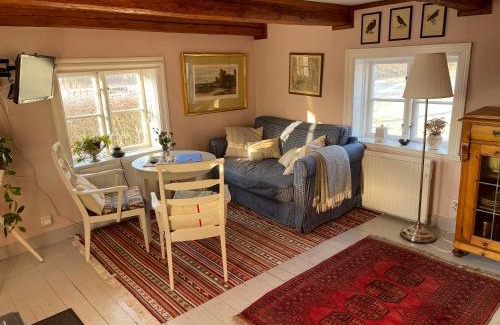 Holo Casa | Cozy lodge at horse farm with lake and sauna