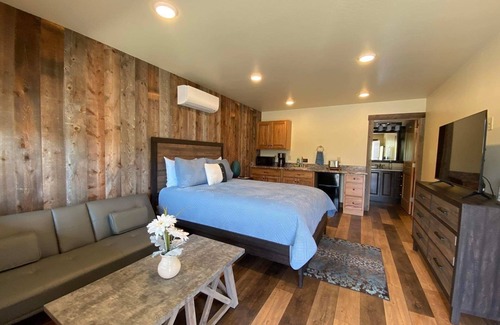 Gardiner Cabina | Cozy lodge with 1 bedroom and WiFi, AC in pleasant Gardiner
