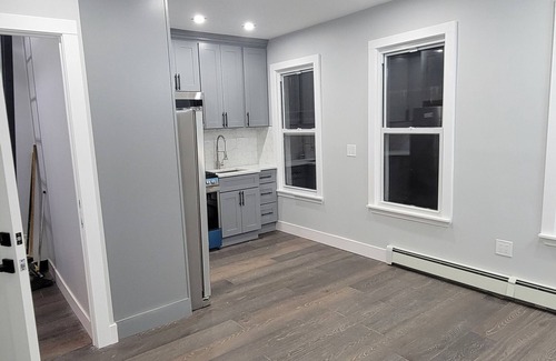 East New York Casa | Cozy Lodging on Logan St. Super Close to Transportation