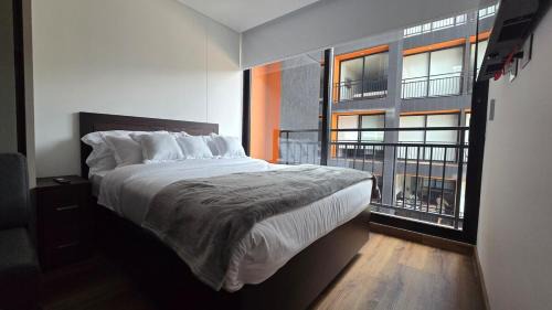Chico Norte Apartamento | Cozy loft in chico near 93 park taj 97