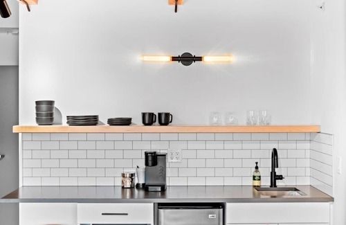 West Central Apartamento | Cozy loft in Kendall Yards Suite-4