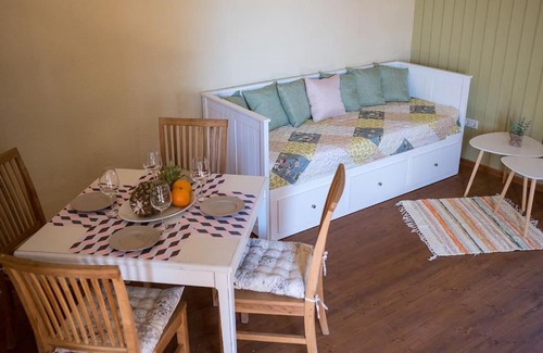 Viljandi Parish Apartamento | Cozy loft with balcony directly by the lake