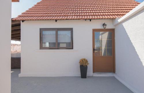 Petaloudes Casa | Cozy Loft with Private Terrace