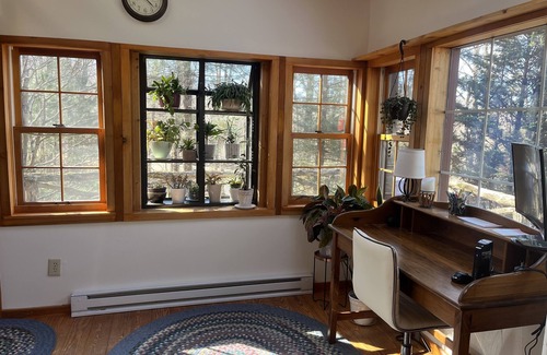 Vilas Cabina | Cozy Log Cabin - 7.5 miles from Downtown Boone NC / App St/Pet Friendly