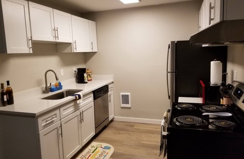 Puyallup Apartamento | Cozy Lovely Rental Unit With Indoor Place Close to Restaurants/Mall/Fairgrounds