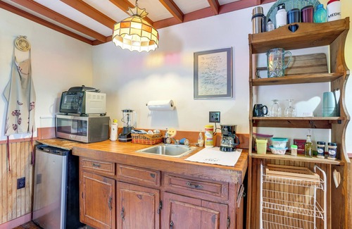 Stanley Apartamento | Cozy Luray Cabin w/ Views: Near Hiking Trails!