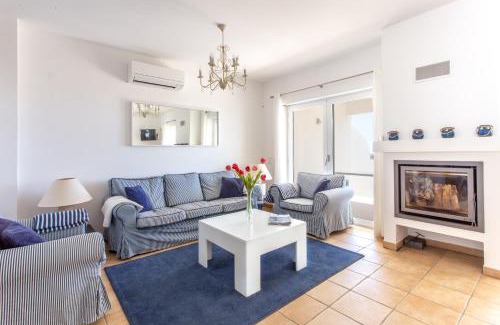 Calicas Apartamento | Cozy & Luxurious Getaway - 3 Decks Oceanview & Pool - Sao Jose