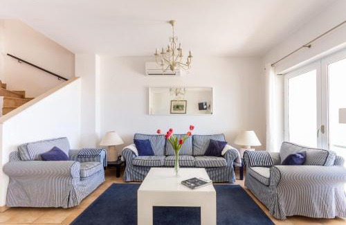 Calicas Apartamento | Cozy & Luxurious Getaway - 3 Decks Oceanview & Pool - Sao Jose