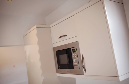 Leicester Casa | COZY,LUXURY AND STYLISH TWO BEDROOM HOME with Garden, Gym & Work spaces.
