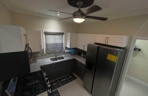 Lucea Casa | Cozy Luxury Ocean Pointe INN