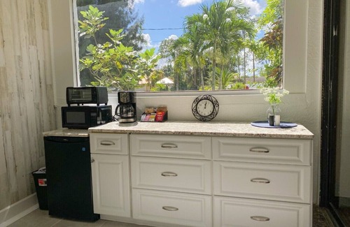 Highland Pines Apartamento | Cozy Luxury Suite In The Heart Of Fort Myers Close To Everything!