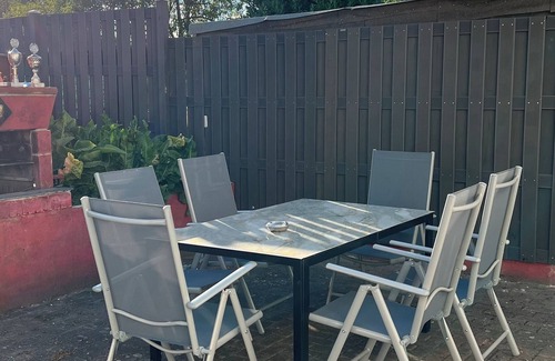 Grevenbroich Apartamento | Cozy maisonette apartment in Grevenbroich