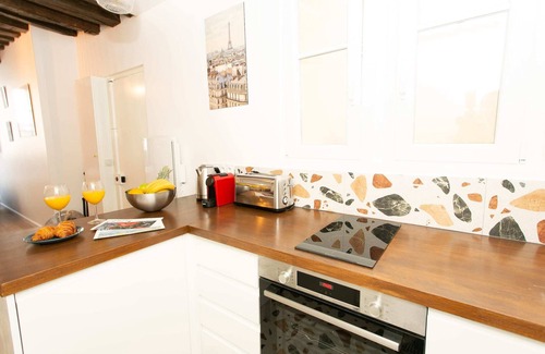 Les Iles Apartamento | Cozy Marais Studio Next to the Seine - Pont Marie