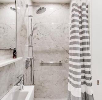 Marina District Apartamento | Cozy Marina Studio W Murphy Bed & Garden Oasis