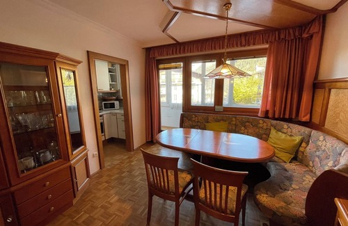 Thumersbach Apartamento | Cozy marmot room with access to a private bathing beach