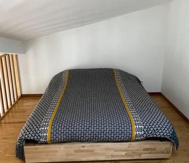 Faubourg Apartamento | Cozy Mezzanine Hideaway