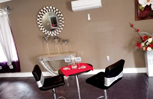 Hampton Casa | COZY MOBAY EVENT CENTER