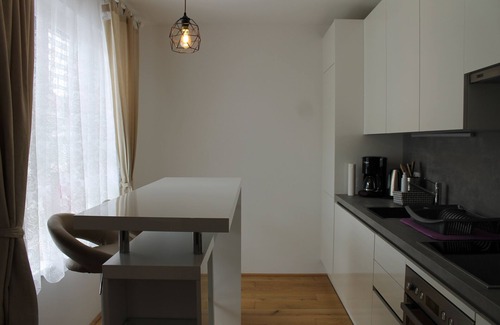 Donaustadt Apartamento | Acogedor, moderno apartamento de 1 habitaciones con garaje cerca de la ciudad VIC-UNO