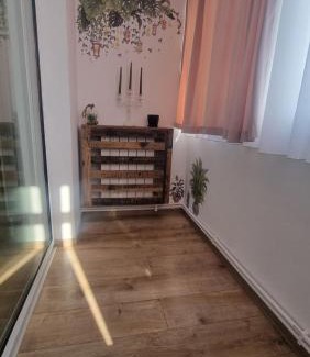 Focsani Apartamento | Cozy Modern Apartament