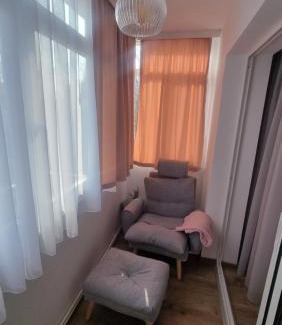 Focsani Apartamento | Cozy Modern Apartament
