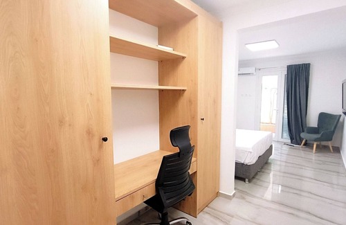 Ano Patisia Condominio | Cozy modern condo near the metro - White Serenity